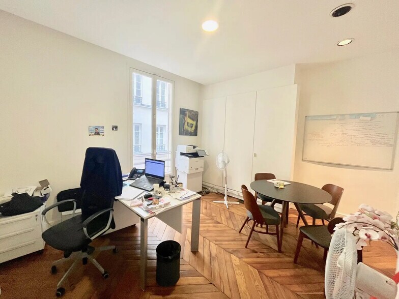 Bureau dans Paris à louer - Photo de l’immeuble – Image 2 sur 7