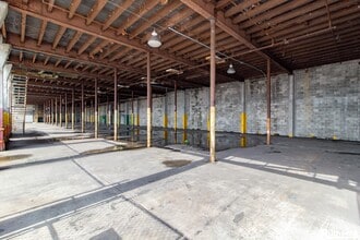 501 Avenue R SW, Winter Haven, FL à louer Photo intérieure– Image 2 sur 9