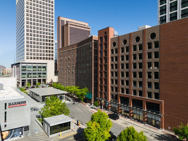 143-165 E Social Hall Ave, Salt Lake City, UT à louer - Photo de l’immeuble – Image 2 sur 4