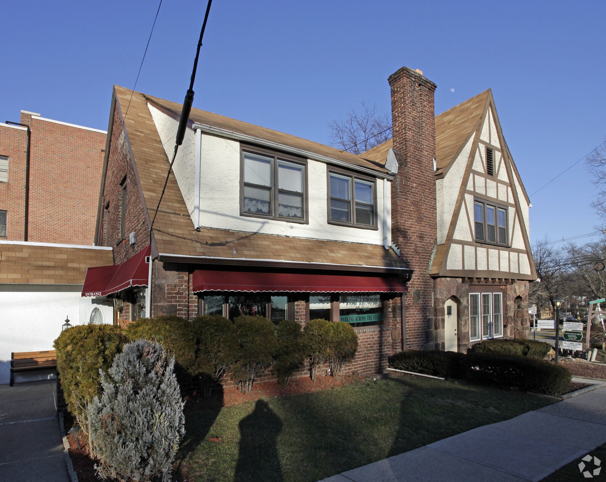 55-63 Cedar Ln, Teaneck, NJ à louer Photo principale– Image 1 sur 4