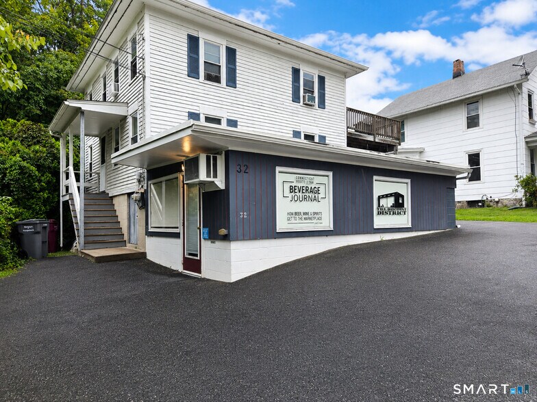 32 Neumann St, Naugatuck, CT à louer - Photo de l’immeuble – Image 2 sur 2