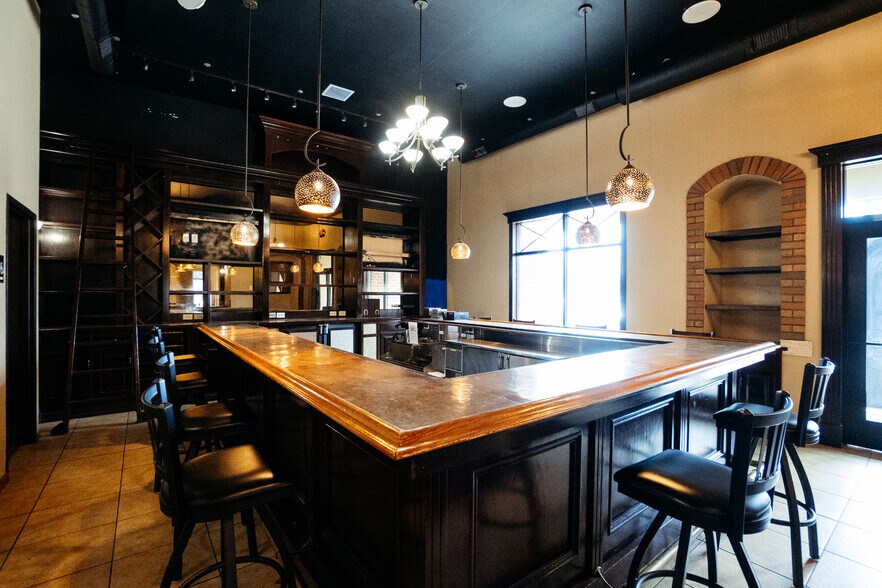 525 N Peters Ave, Fond Du Lac, WI à louer - Photo de l’immeuble – Image 2 sur 44