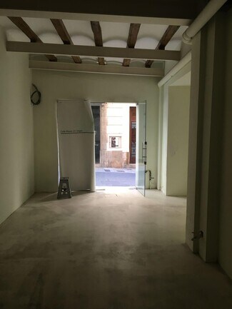 Plus de détails pour Local commercial à louer