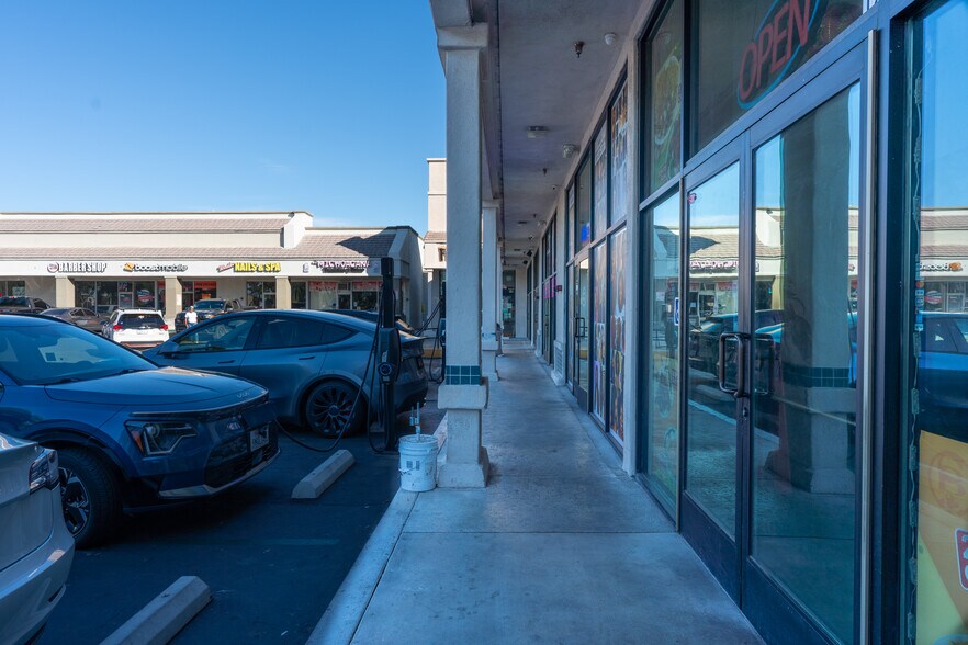 14920 Perris Blvd, Moreno Valley, CA à vendre - Photo de l’immeuble – Image 3 sur 8