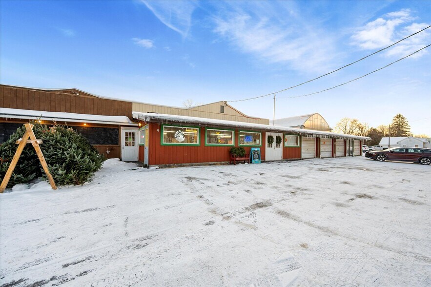 485 Seneca St, Sherrill, NY à vendre - Photo de l’immeuble – Image 1 sur 35
