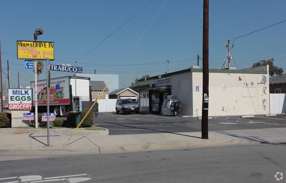 16134 Woodruff Ave, Bellflower, CA à vendre - Photo de l’immeuble – Image 2 sur 4