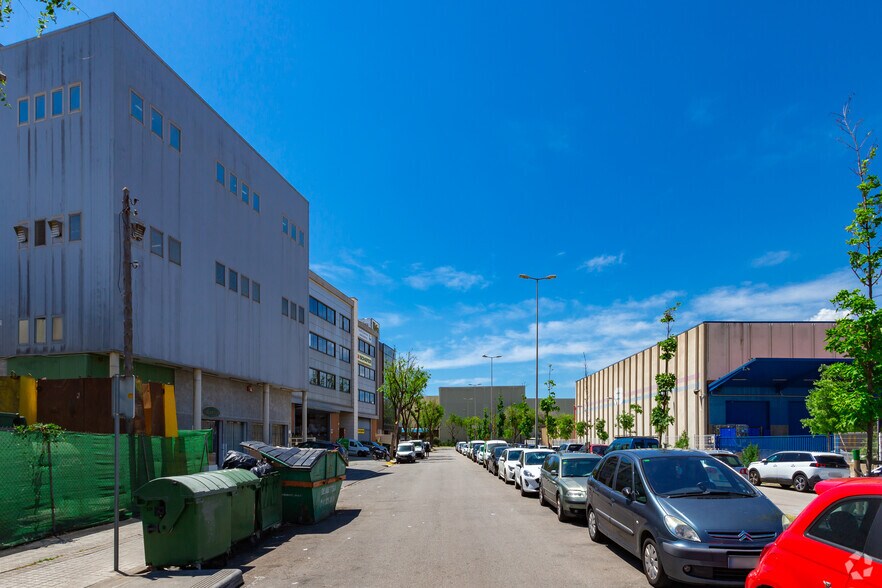 Bureau dans L'Hospitalet de Llobregat, Barcelona à louer - Photo de l’immeuble – Image 3 sur 4