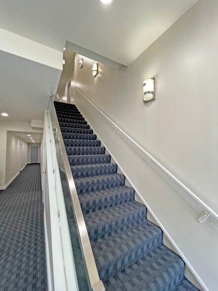 11350 Ventura Blvd, Studio City, CA à louer - Photo intérieure – Image 3 sur 8