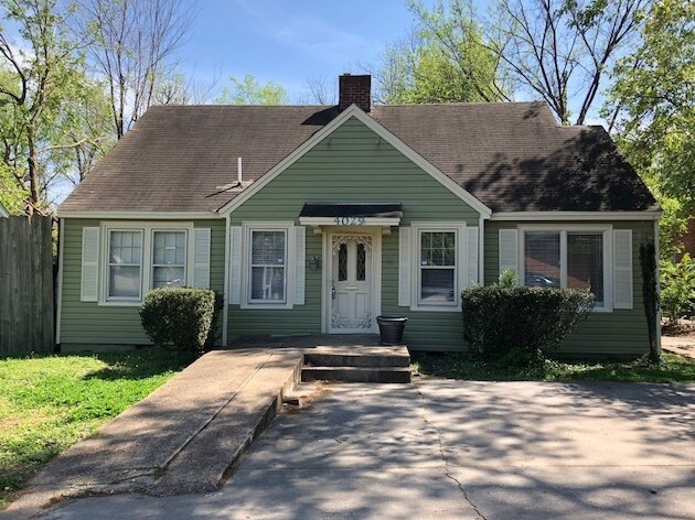 4029 Summer Ave, Memphis, TN à vendre - Photo principale – Image 1 sur 1
