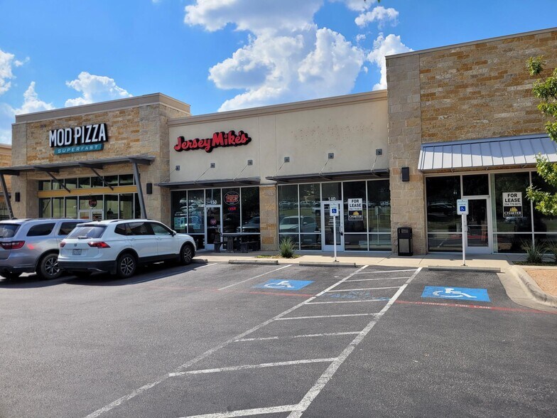 2102 S 31st St, Temple, TX à louer - Photo de l’immeuble – Image 3 sur 5