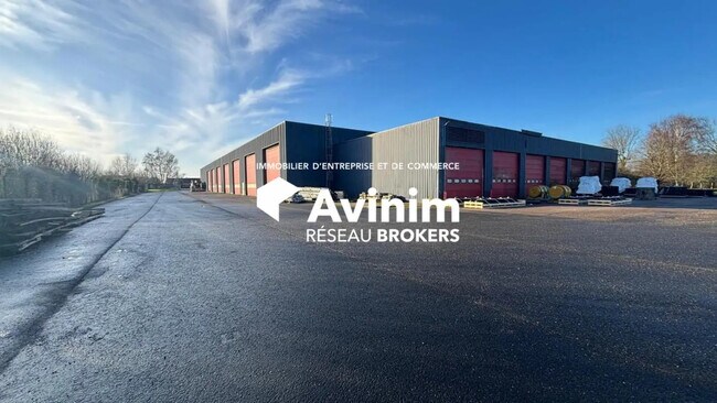 Plus de détails pour Local d’activités à vendre