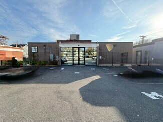 Plus de détails pour 86 Front St, Hempstead, NY - Local commercial à vendre