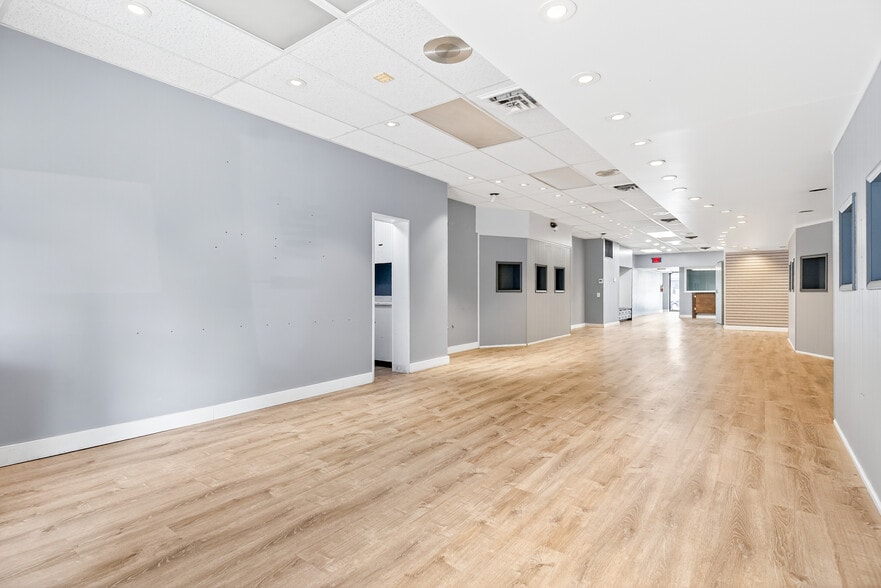 317 N Main St, Piqua, OH à louer - Photo de l’immeuble – Image 3 sur 41