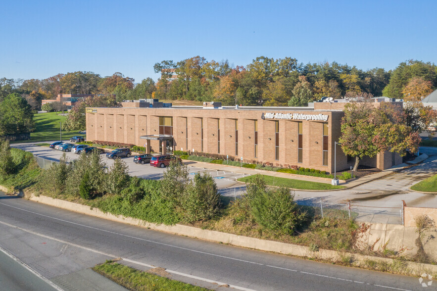 7257 Parkway Dr, Hanover, MD à vendre - Photo principale – Image 1 sur 16