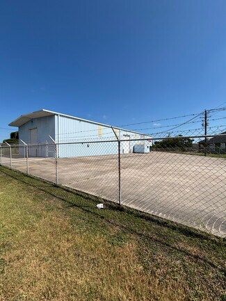 Plus de détails pour 2530 5th St, Ingleside, TX - Industriel/Logistique à vendre