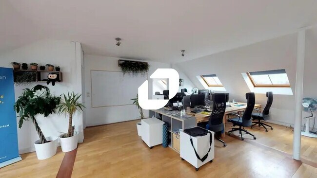 Plus de détails pour Bureau à louer