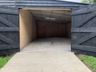 Plus de détails pour Unit 1 Pyes Bridge Farm, Barnston - Industriel/Logistique à louer