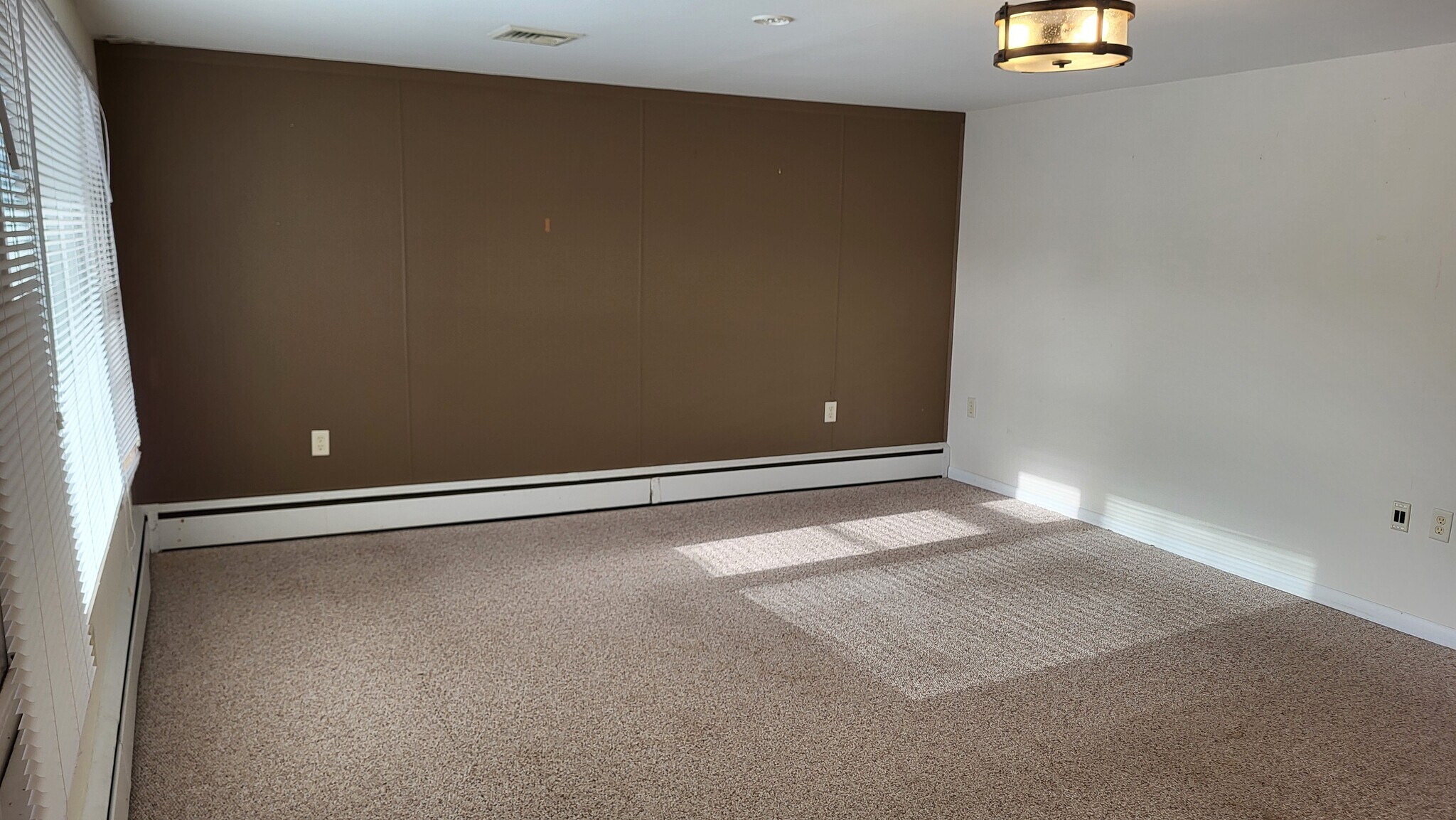 725 N US Route 15, Dillsburg, PA à louer Photo intérieure– Image 1 sur 14