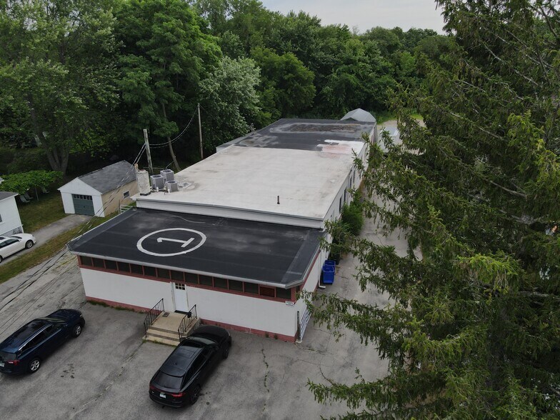 231 Woodland Ave, Manchester, NH à vendre - Photo de l’immeuble – Image 3 sur 9