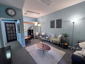 2111 Dickson Dr, Austin, TX à louer Photo intérieure– Image 1 sur 3