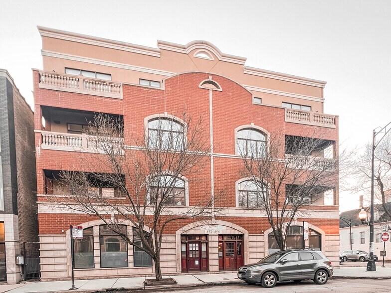 852-856 N Damen Ave, Chicago, IL à louer - Photo de l’immeuble – Image 1 sur 8