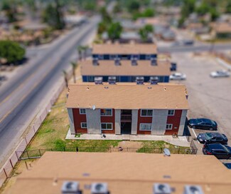 Plus de détails pour 1308 Flower St, Bakersfield, CA - Logement à vendre