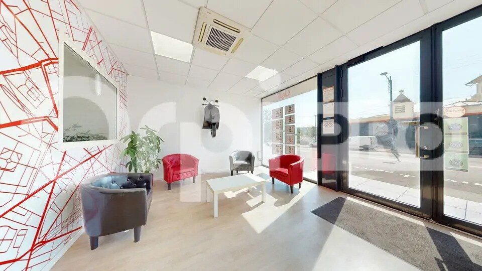 Local commercial dans Soissons à louer - Photo de l’immeuble – Image 1 sur 8