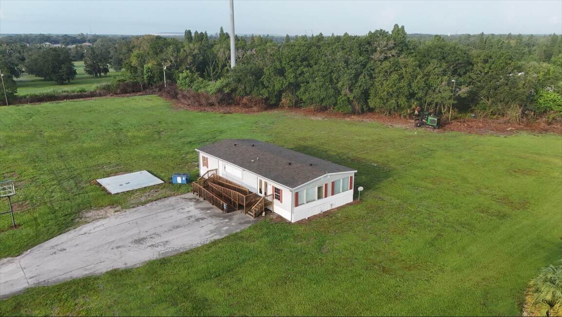 2220 Church Ave., Mulberry, FL à louer Photo principale– Image 1 sur 13