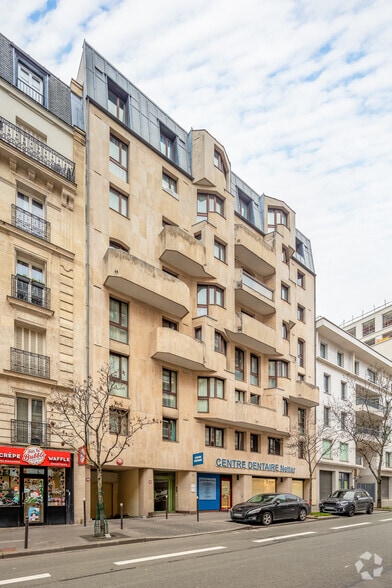 71 Avenue Du Docteur Arnold Netter, Paris à louer - Photo de l’immeuble – Image 2 sur 5