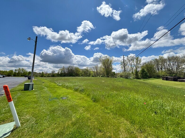 Commerce Drive, Warsaw, IN à vendre - Photo de l’immeuble – Image 3 sur 3