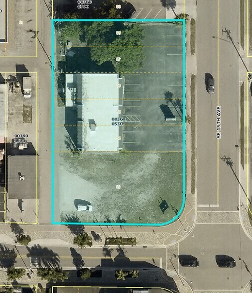 4712 SE 15th Ave, Cape Coral, FL à louer - Photo de l’immeuble – Image 3 sur 8