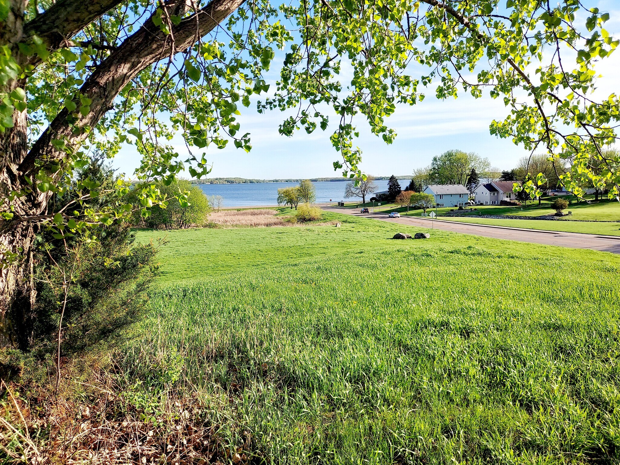 709 Lake Blvd. NW Blvd, Buffalo, MN à vendre Aérien– Image 1 sur 5