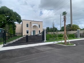 684 SW 7th Ter, Dania Beach, FL - Vue aérienne  vue de carte
