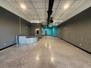 2600 Middletown Commons, White Hall, WV à louer Photo intérieure– Image 1 sur 7