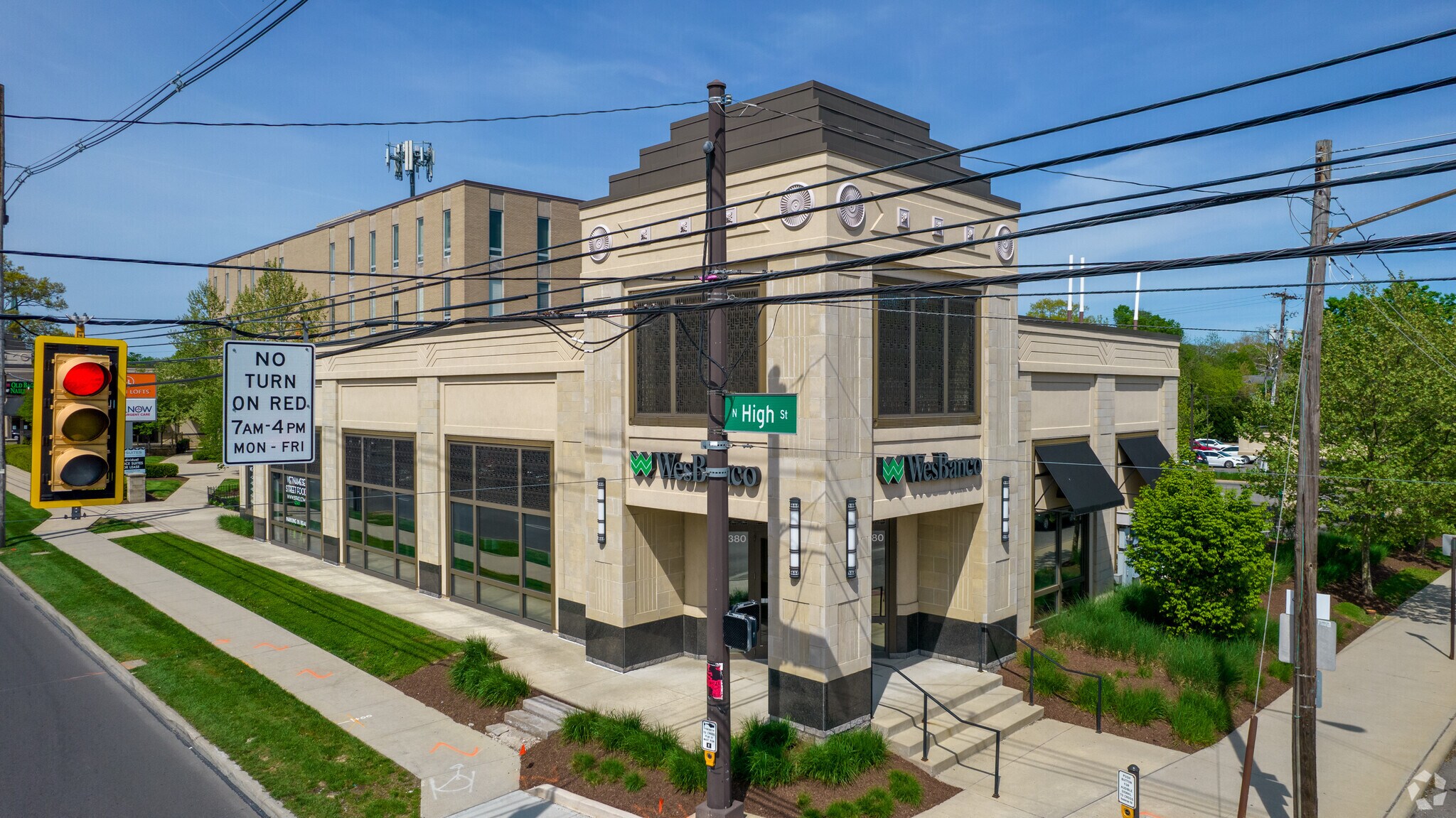 4380-4386 N High St, Columbus, OH à louer Photo principale– Image 1 sur 9