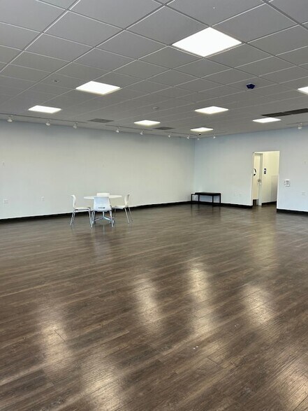 1350-1390 Biddle Rd, Medford, OR à louer - Photo de l’immeuble – Image 3 sur 20