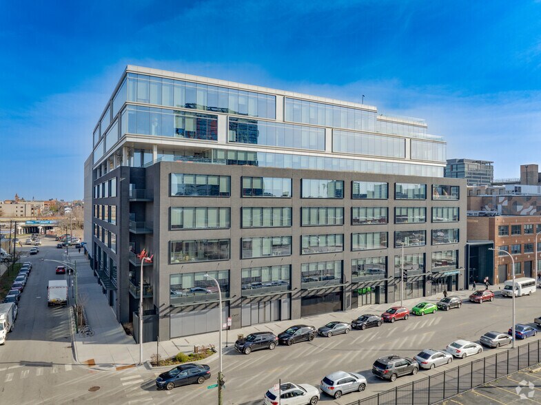 1330 W Fulton St, Chicago, IL à louer - Photo de l’immeuble – Image 2 sur 9