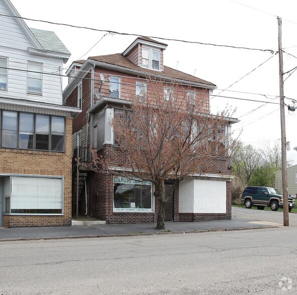 721-723 Alter St, Hazleton, PA à vendre - Photo de l’immeuble – Image 2 sur 2