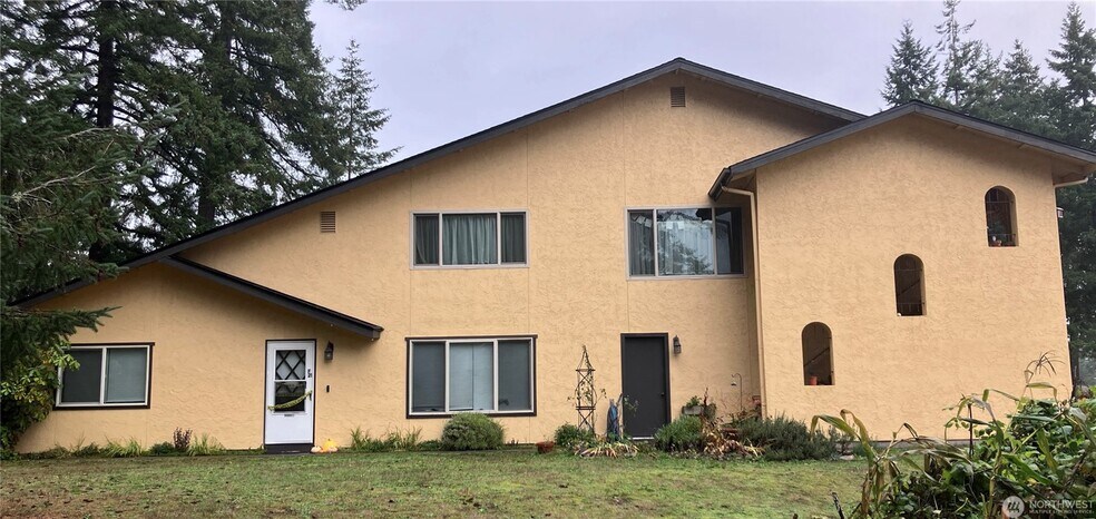 1125 N 13th St, Shelton, WA à vendre - Photo de l’immeuble – Image 2 sur 10