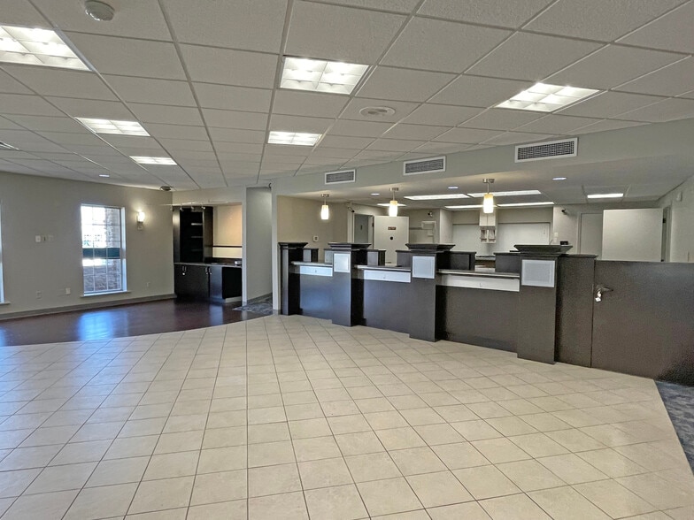 2005 Benton Rd, Bossier City, LA à vendre - Photo intérieure – Image 2 sur 14