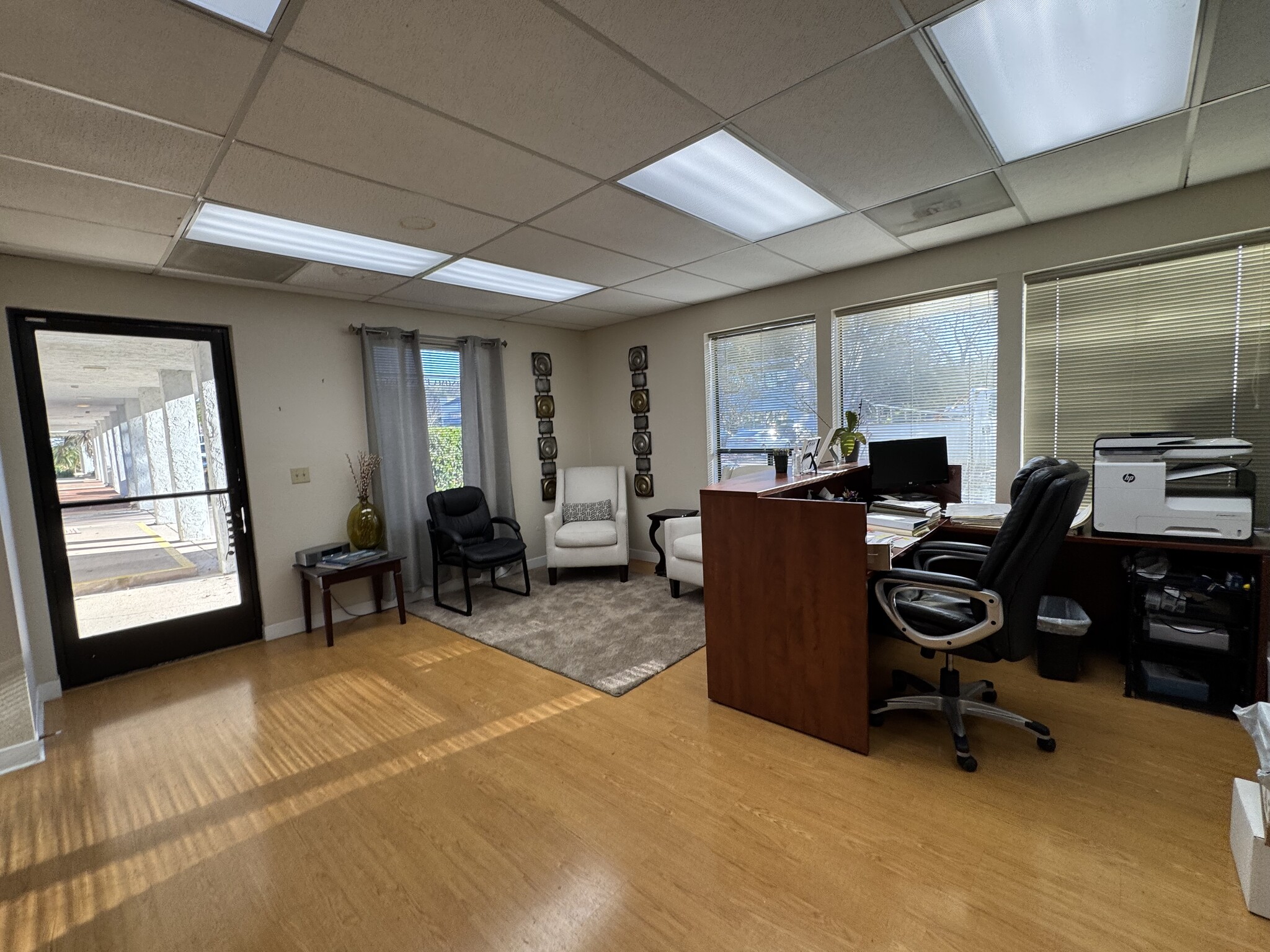 112 Wikiup Dr, Santa Rosa, CA à louer Photo intérieure– Image 1 sur 1