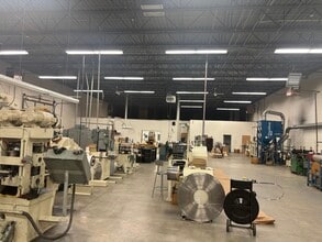 33 Plan Way, Warwick, RI à louer Photo intérieure– Image 2 sur 3