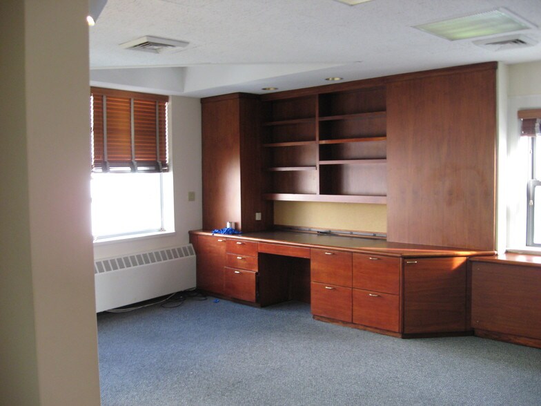 14 Mamaroneck Ave, White Plains, NY à louer - Photo intérieure – Image 2 sur 3