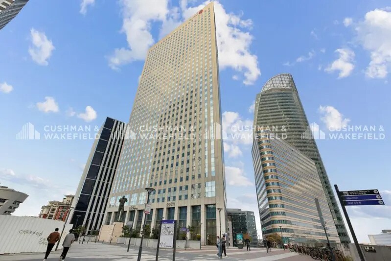 9-17 Allee De L'Arche, Courbevoie à louer - Photo de l’immeuble – Image 1 sur 33