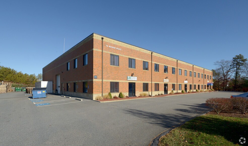 12 Resnik Rd, Plymouth, MA à louer - Photo de l’immeuble – Image 2 sur 7