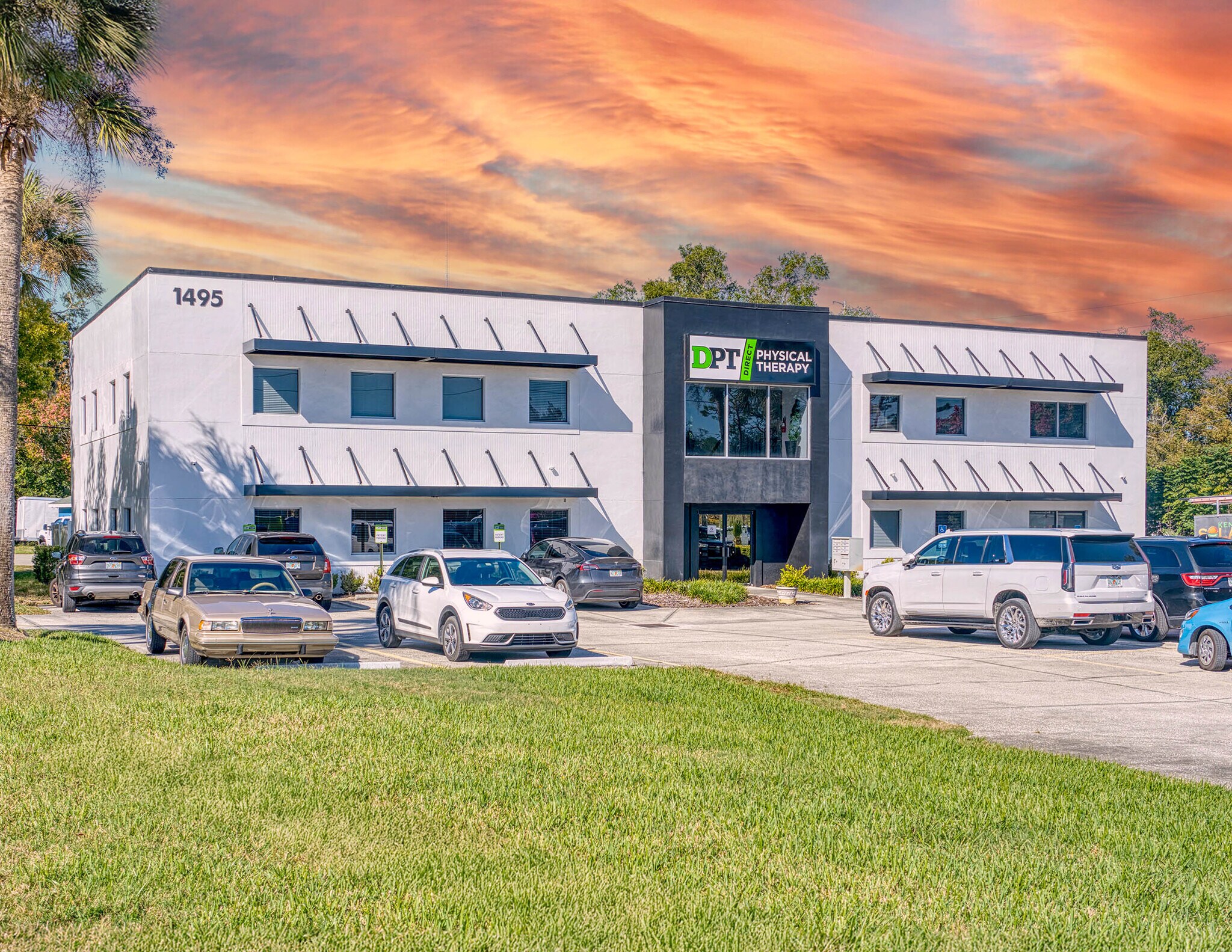 1495 S Volusia Ave, Orange City, FL à louer Photo de l’immeuble– Image 1 sur 8