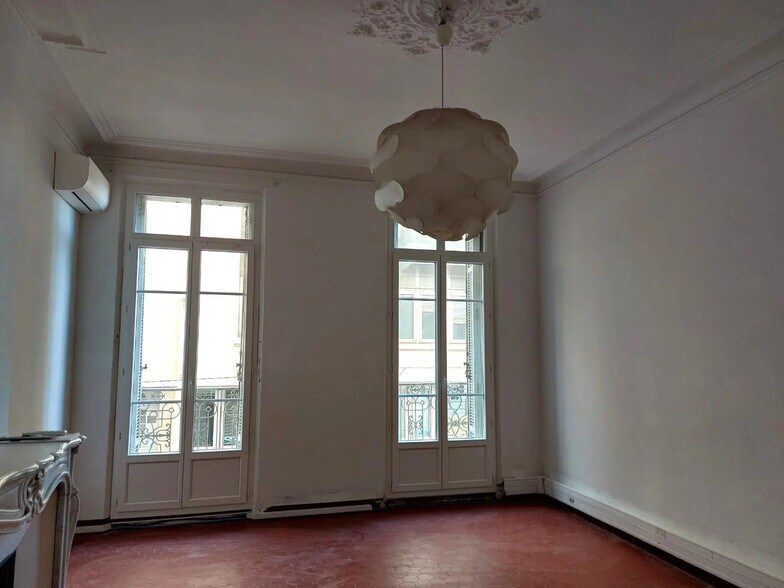 18 Rue Victor Clappier, Toulon à louer - Photo de l’immeuble – Image 3 sur 7