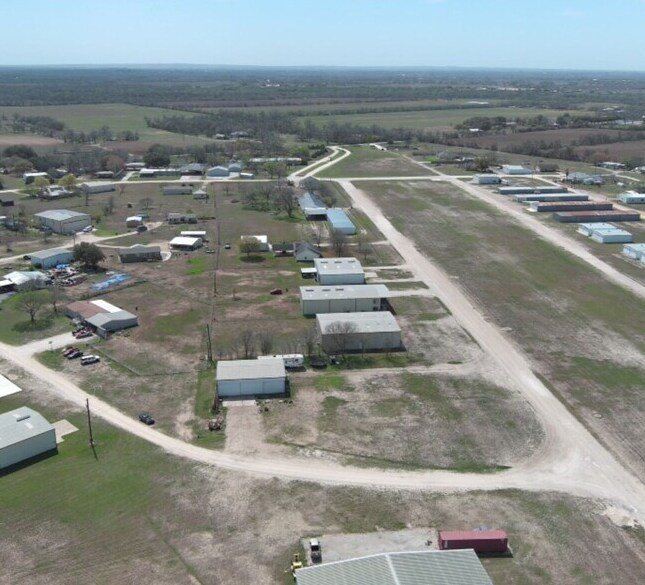 319 Windsock Ln, Marion, TX à vendre - Photo de l’immeuble – Image 3 sur 7