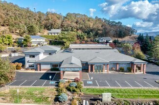 Plus de détails pour 2435 NW Kline St, Roseburg, OR - Bureau/Médical à louer