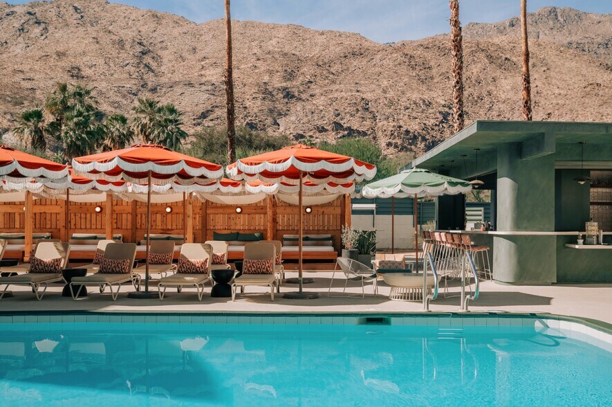 1700 S Palm Canyon Dr, Palm Springs, CA à vendre - Photo de l’immeuble – Image 3 sur 11